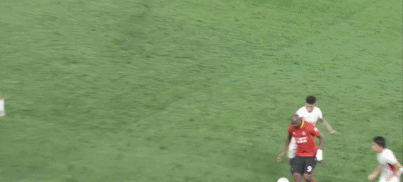 ue, 守门员奋力, 分钟