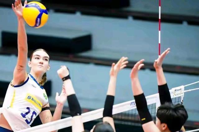 进攻线路单, 了她们在进, 作为球队的